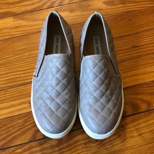 Steve Madden Ecentrcq Grey Slip On Shoes